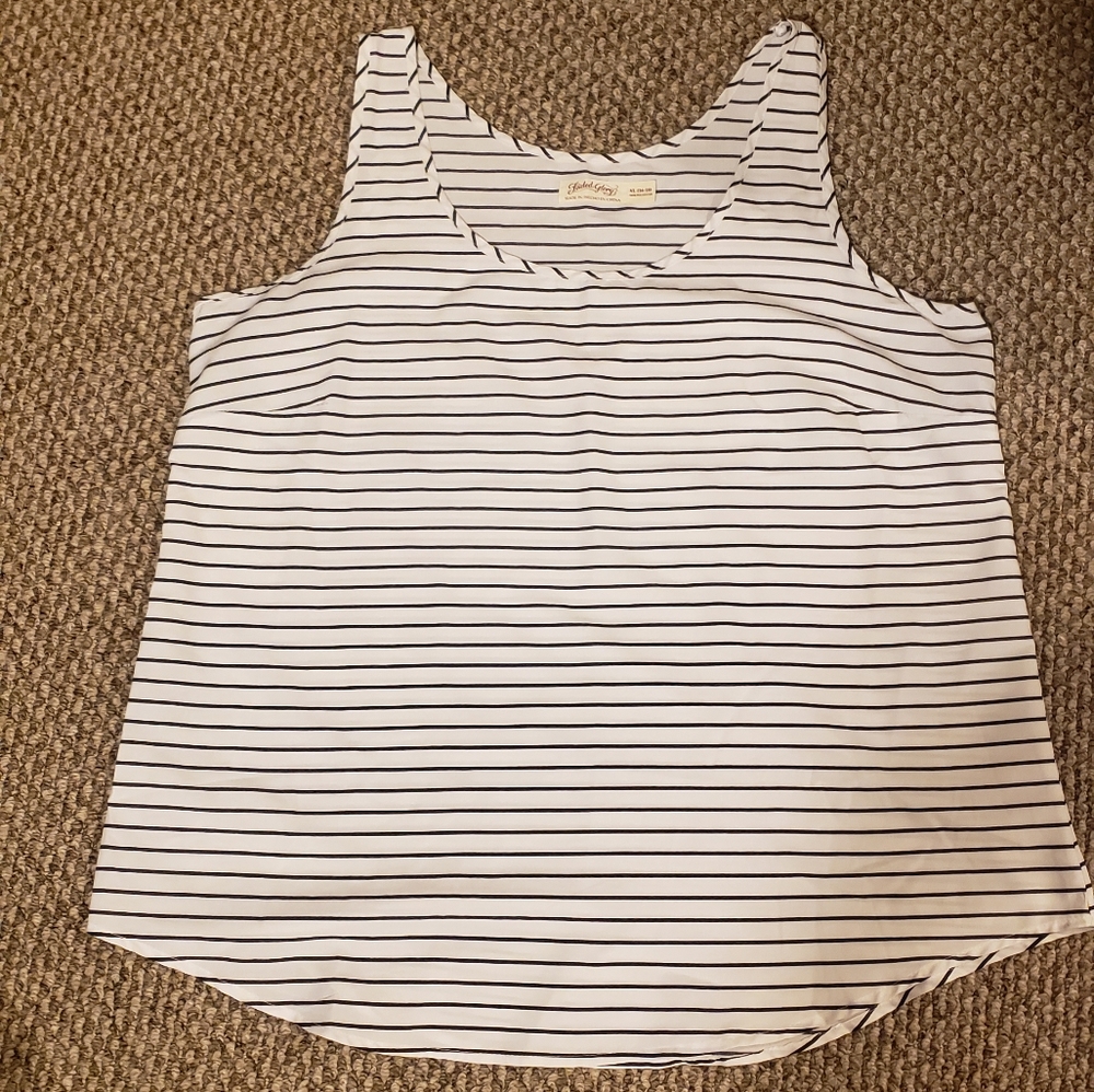 Navy blue striped white top.